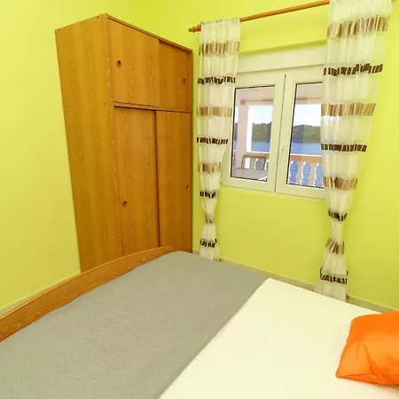 Apartman Senija - Three Bedroom With Terrace And Sea View Rosemary Blato (Korcula)