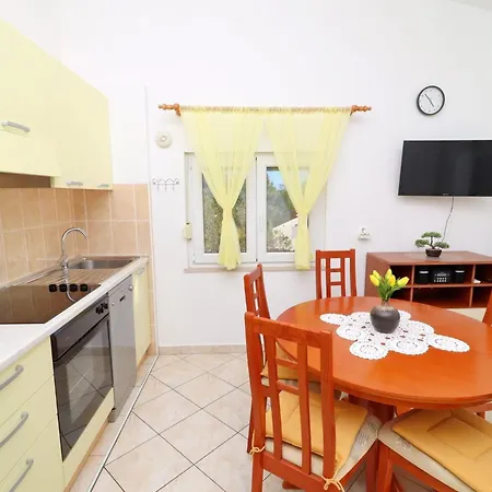 Senija - Three Bedroom With Terrace And Sea View Rosemary * Blato (Korcula)